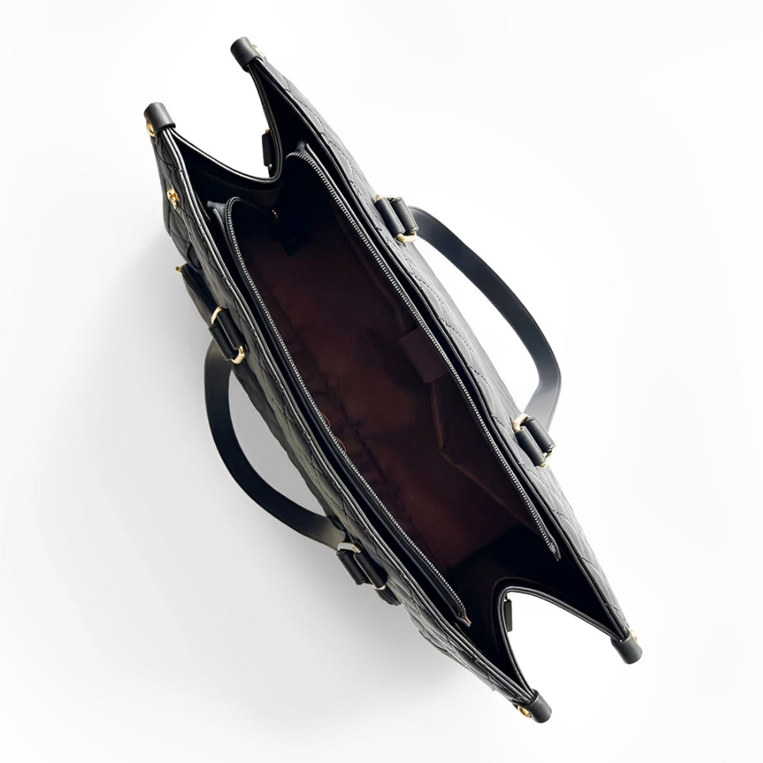 👜 The Only Bag That Understands a Woman’s Life — Freshness, Style & Space in One
