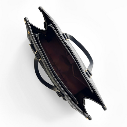 👜 The Only Bag That Understands a Woman’s Life — Freshness, Style & Space in One